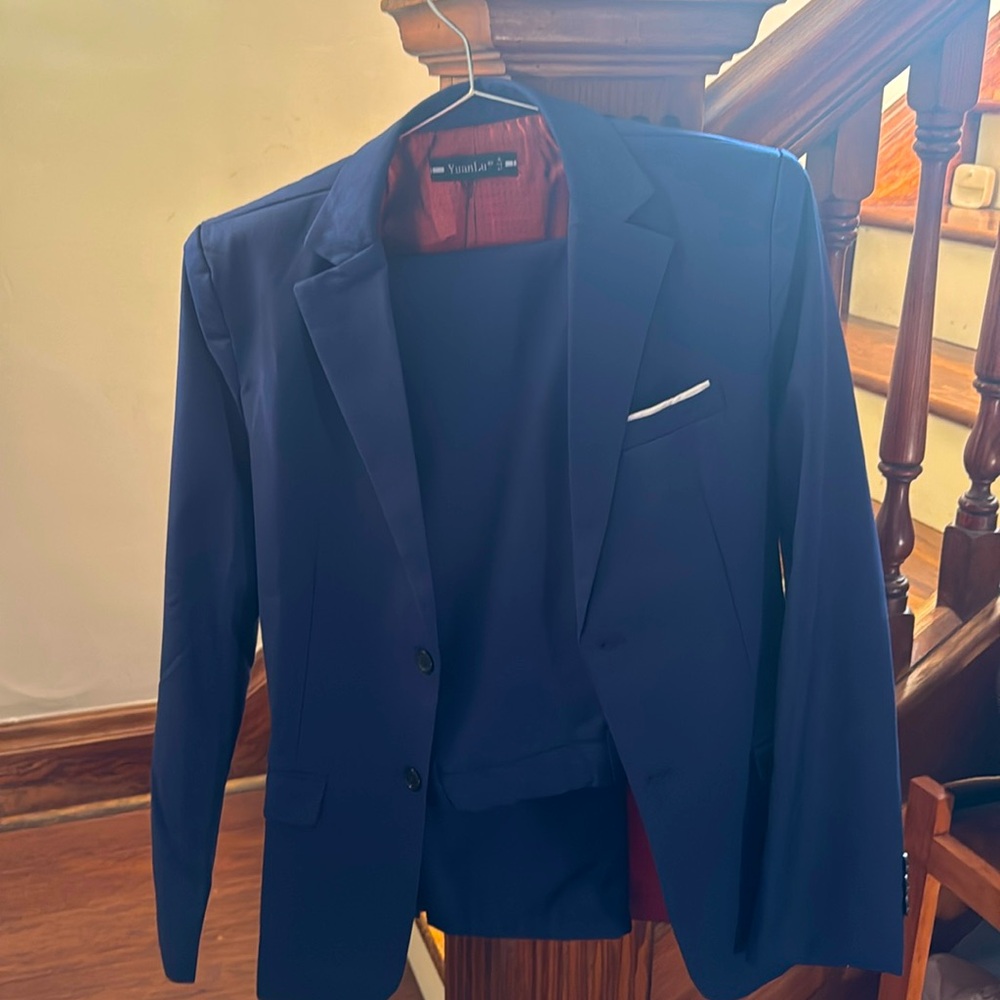 YuanLu size 14 boys dress pants, vest  and dress coat in great condition.